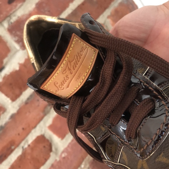 Authentic Louis Vuitton Monogram sneakers - Picture 5 of 5